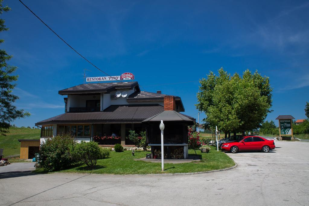 Restaurant Rooms Pino Slunj Exteriér fotografie