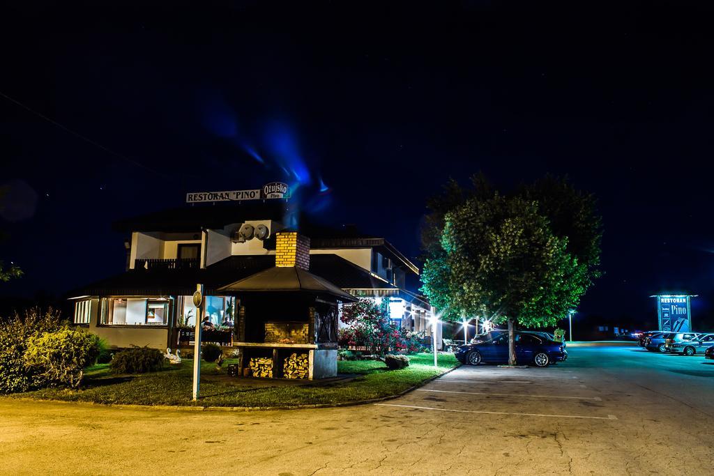 Restaurant Rooms Pino Slunj Exteriér fotografie
