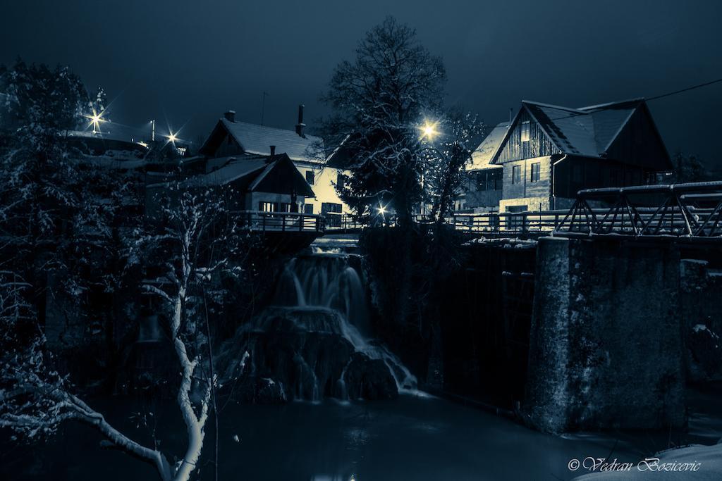 Restaurant Rooms Pino Slunj Exteriér fotografie
