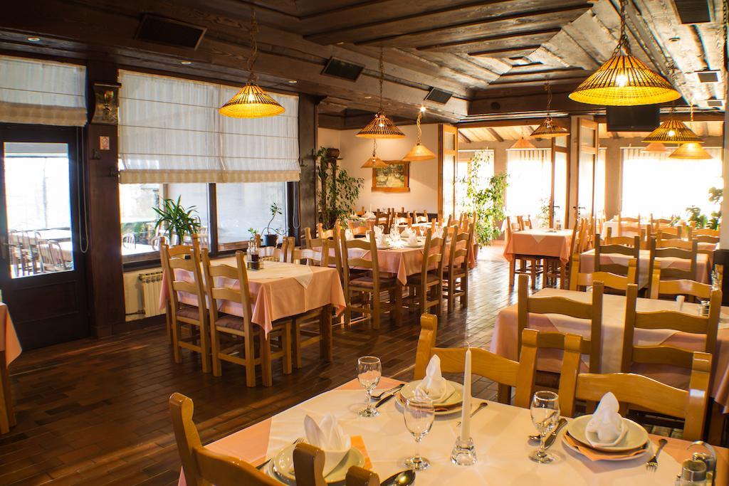 Restaurant Rooms Pino Slunj Exteriér fotografie