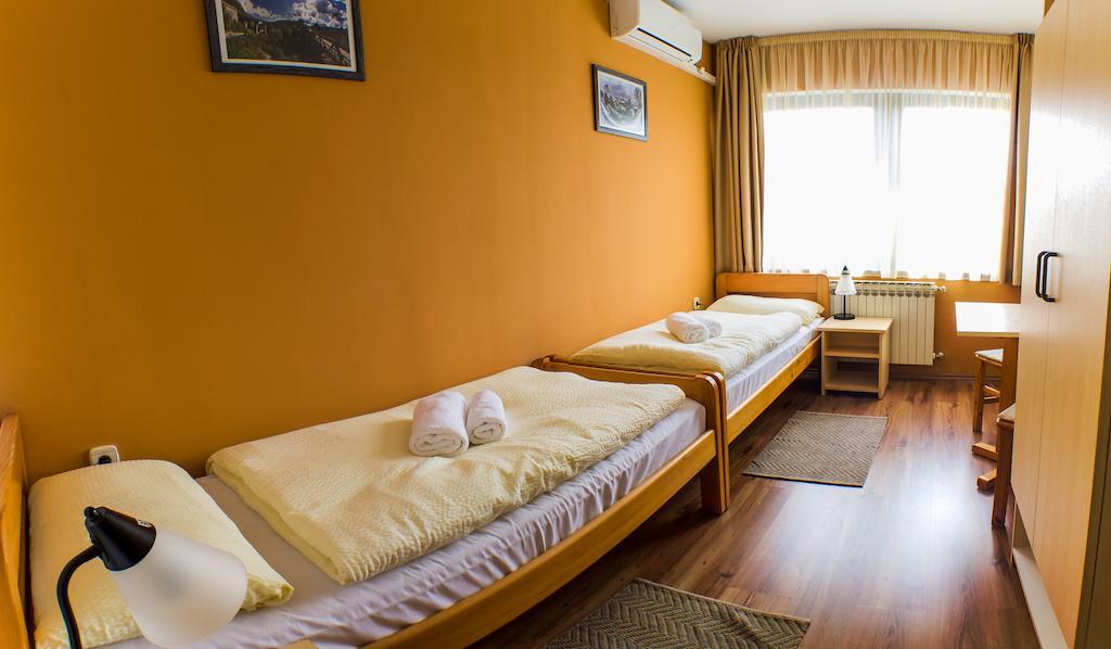 Restaurant Rooms Pino Slunj Pokoj fotografie
